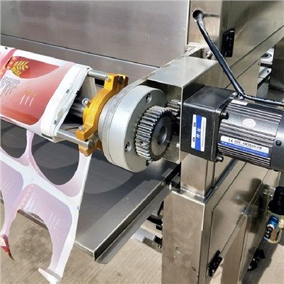Otomatik Bardak Dolum ve Kapama Makinası